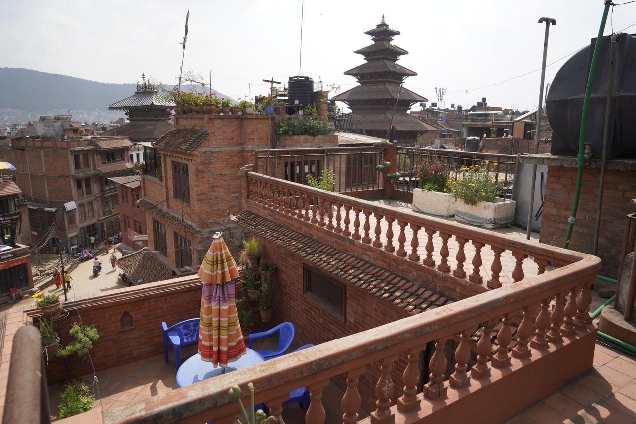 Moonlight Guest House Bhatgoan Exterior photo