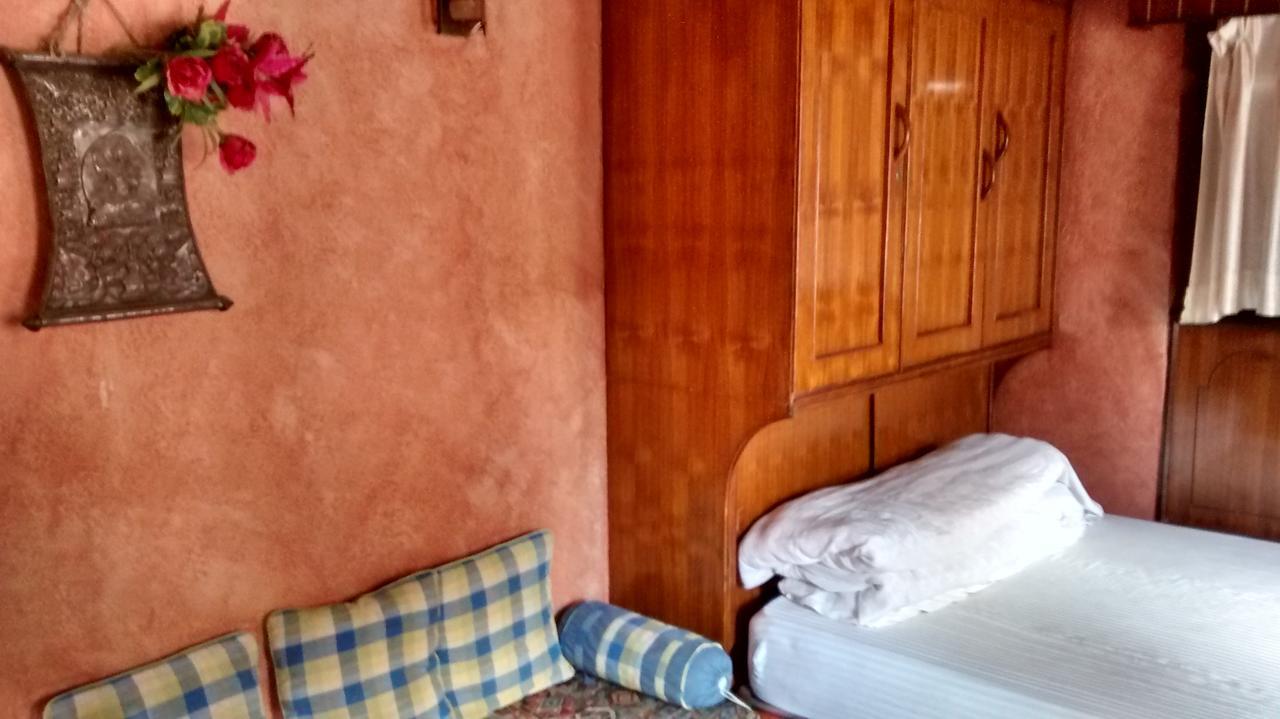 Moonlight Guest House Bhatgoan Exterior photo