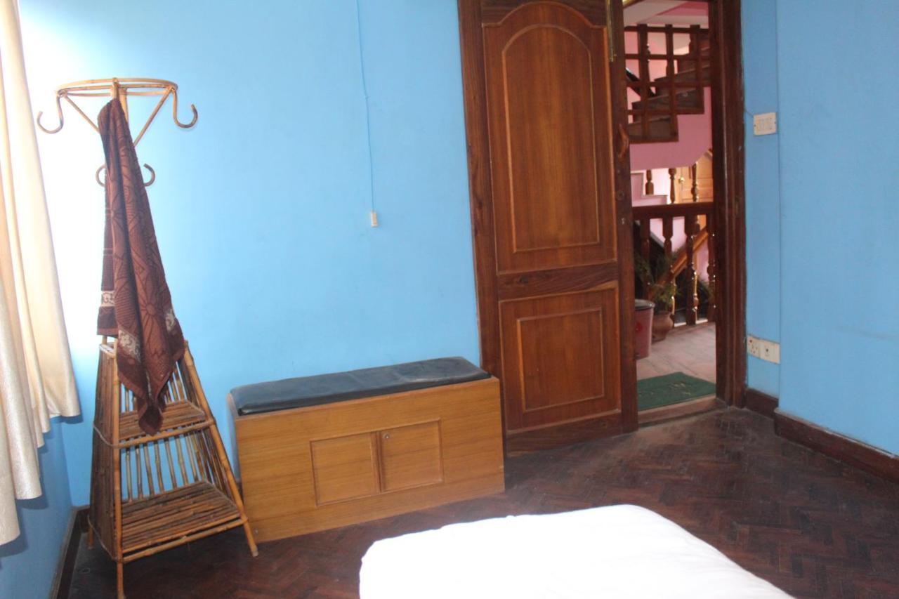 Moonlight Guest House Bhatgoan Exterior photo