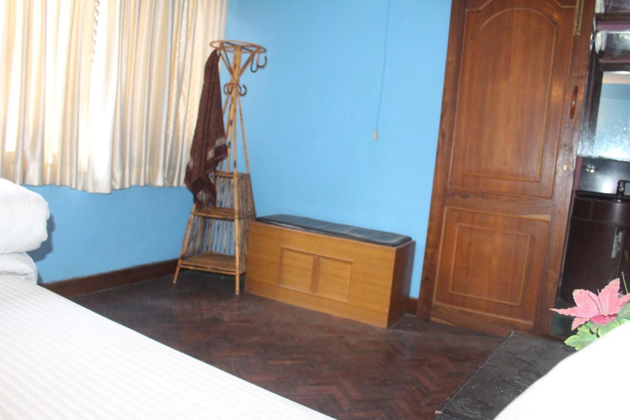 Moonlight Guest House Bhatgoan Exterior photo