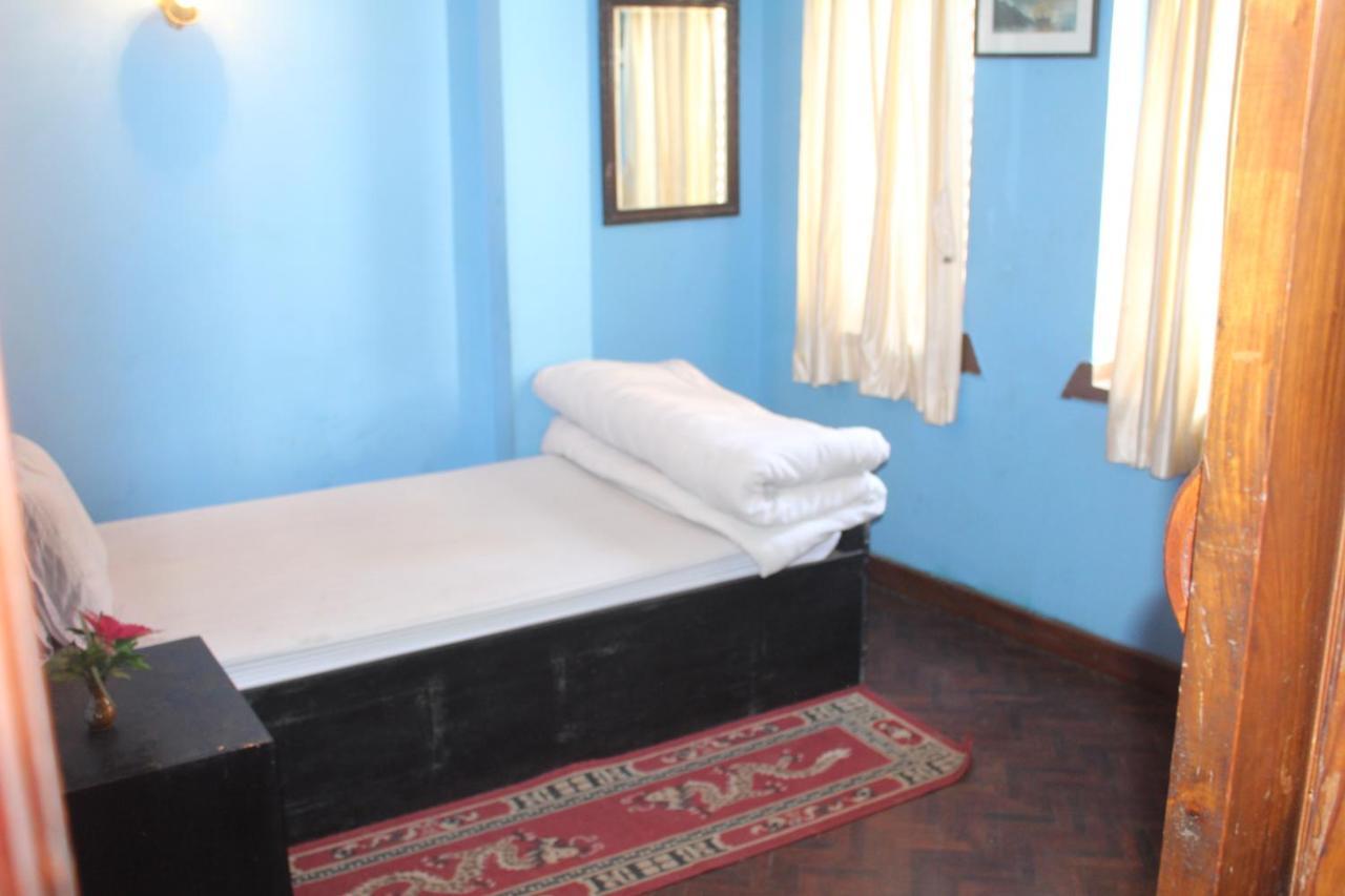 Moonlight Guest House Bhatgoan Exterior photo
